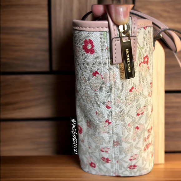 Michael Kors Jet Set Logo Floral MD Carryall Tote SET - Picture 6 of 9